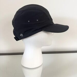 Lululemon Hat Cap Strap Back Race To Place Run 2.0 Performance Running Lightweig